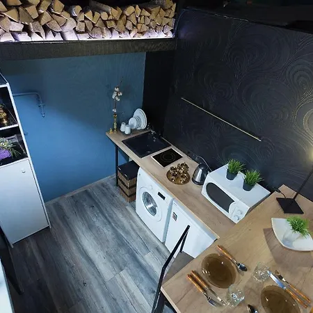 Apart In The Center Of Apartment *